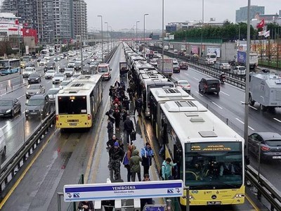 İBB Meclisi’nde ‘öğrenci akbili’ oylaması: Cumhur İttifakı’nın teklifi kabul&nbsp;edildi